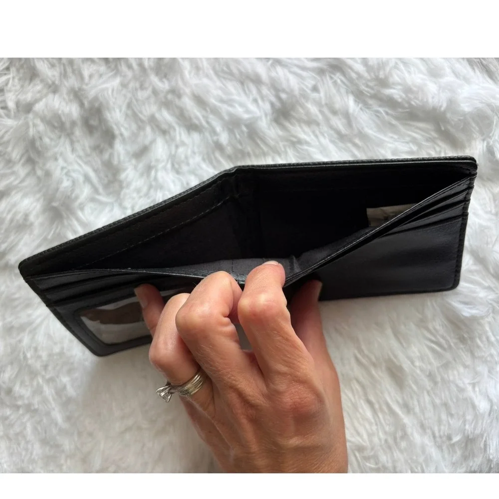 Mossy Oak Mens Bifold Wallet Black Faux Leather ID Window